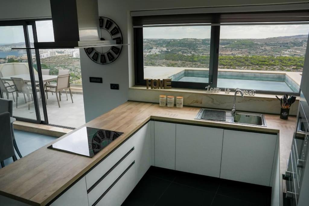 דירות מליאהה Lux Sea&Country Views With Pool מראה חיצוני תמונה